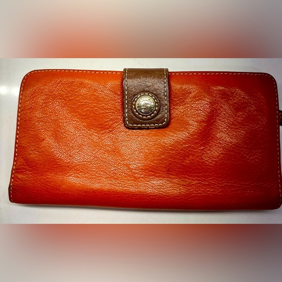 Lodis Handbags - VINTAGE LODIS ladies wallet - 100% leather, slim with max organizational power!